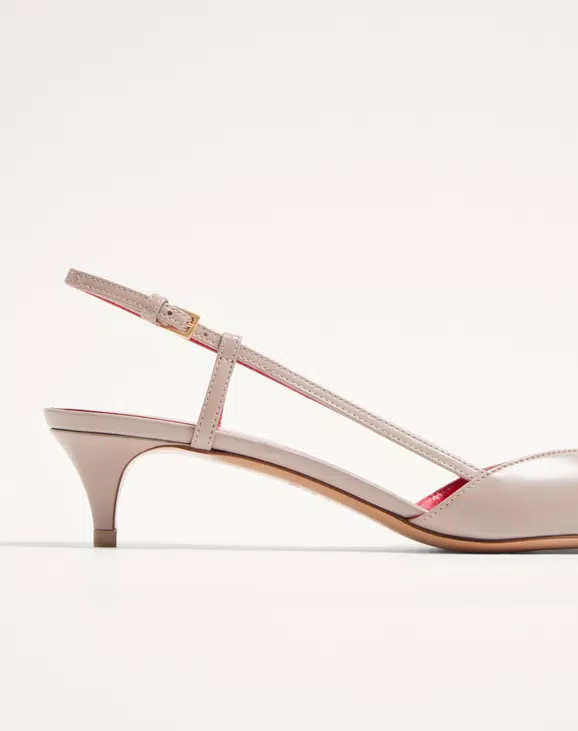 Valentino Vlogo Signature Calfskin Slingback Pump 40Mm / 1.6 In. - Image 2